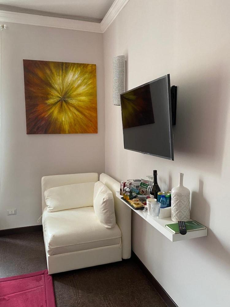 Milazzo23 Hotel Roma Ngoại thất bức ảnh