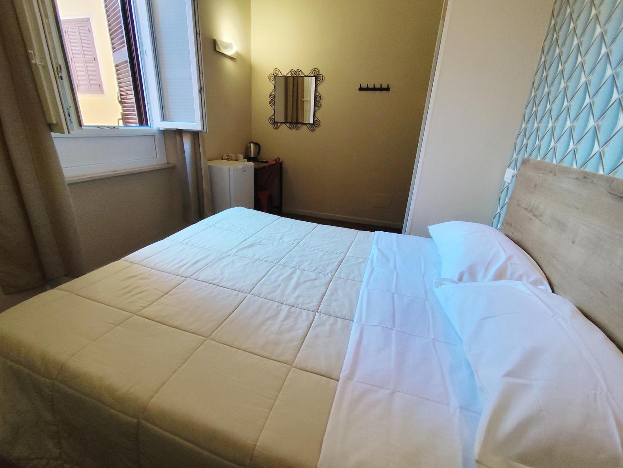 Milazzo23 Hotel Roma Ngoại thất bức ảnh