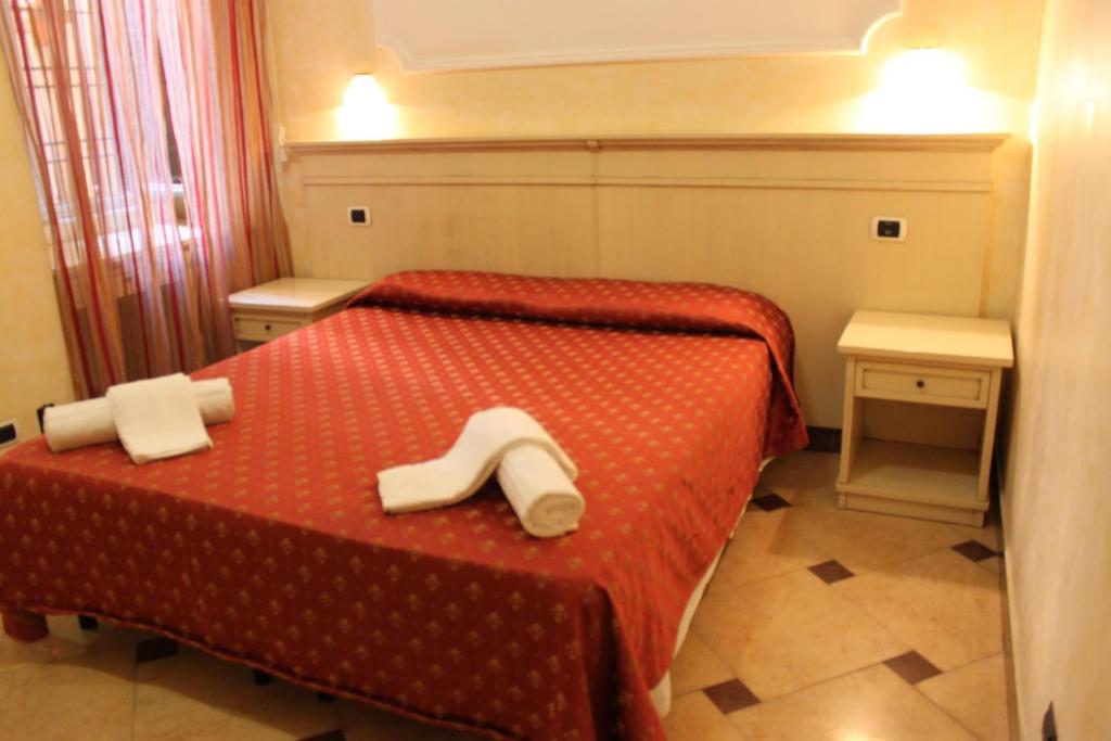 Milazzo23 Hotel Roma Ngoại thất bức ảnh